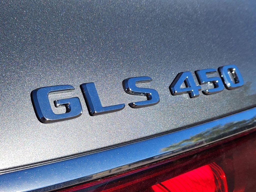 new 2025 Mercedes-Benz GLS 450 car, priced at $97,285