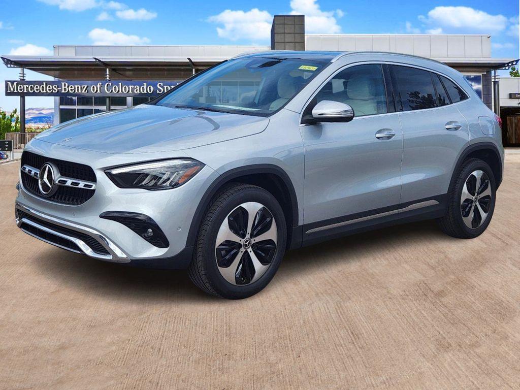 new 2025 Mercedes-Benz GLA 250 car, priced at $53,200