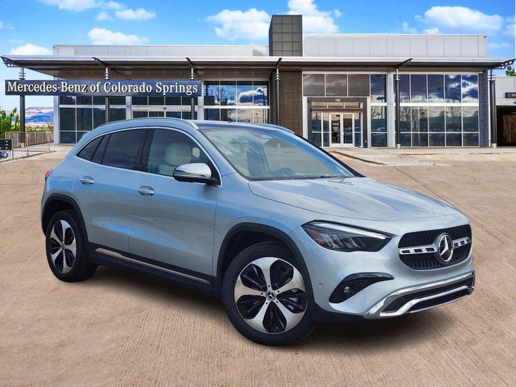 new 2025 Mercedes-Benz GLA 250 car, priced at $53,200