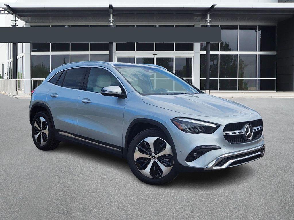 new 2025 Mercedes-Benz GLA 250 car, priced at $53,200