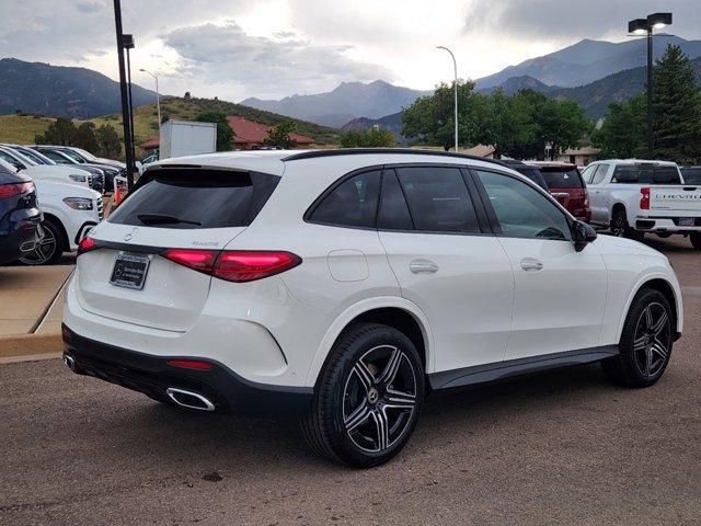 new 2025 Mercedes-Benz GLC 300 car