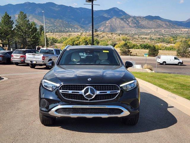 new 2025 Mercedes-Benz GLC 300 car