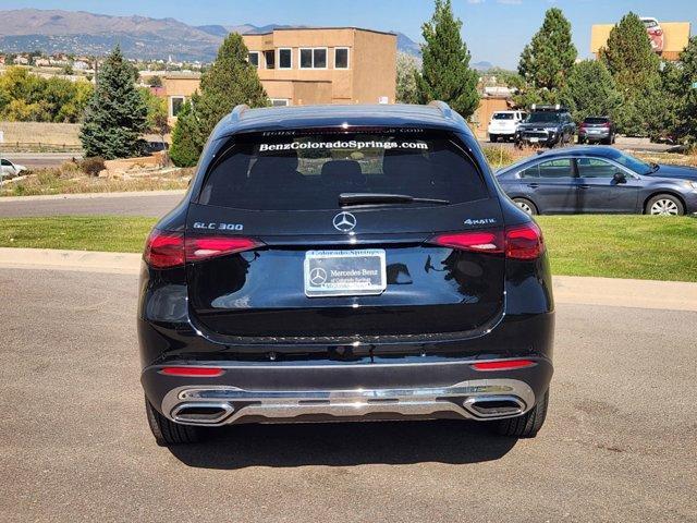 new 2025 Mercedes-Benz GLC 300 car