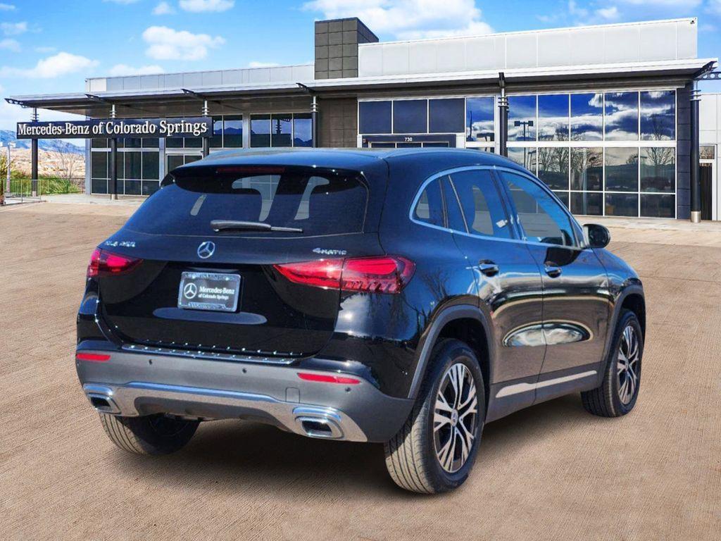 new 2025 Mercedes-Benz GLA 250 car, priced at $51,995