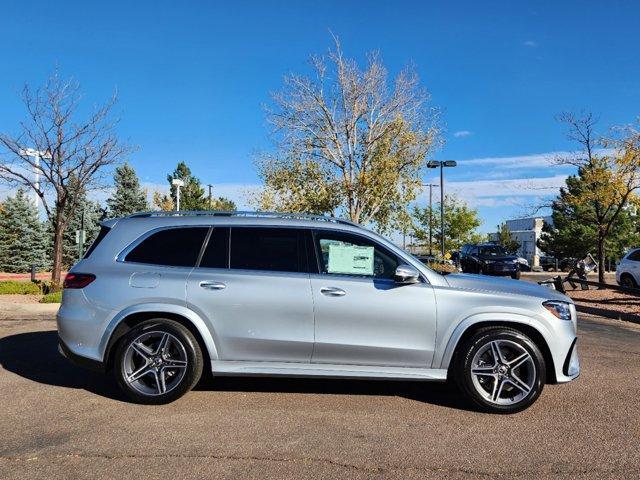 new 2025 Mercedes-Benz GLS 450 car