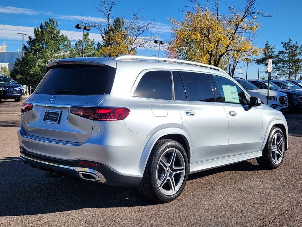 new 2025 Mercedes-Benz GLS 450 car