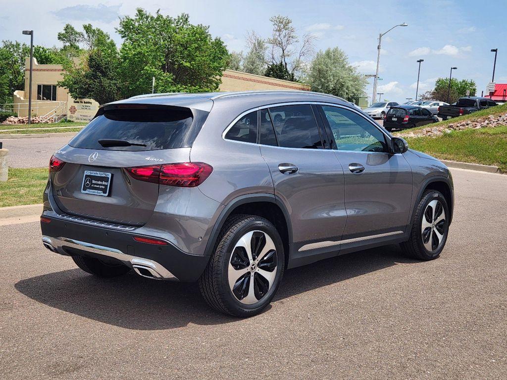 new 2025 Mercedes-Benz GLA 250 car