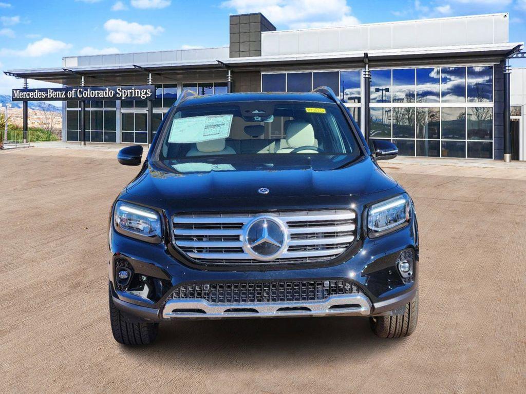 new 2025 Mercedes-Benz GLB 250 car, priced at $52,030