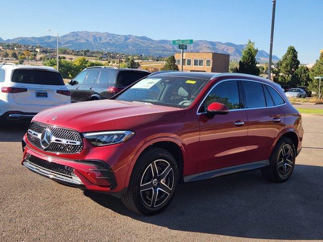 new 2025 Mercedes-Benz GLC 300 car