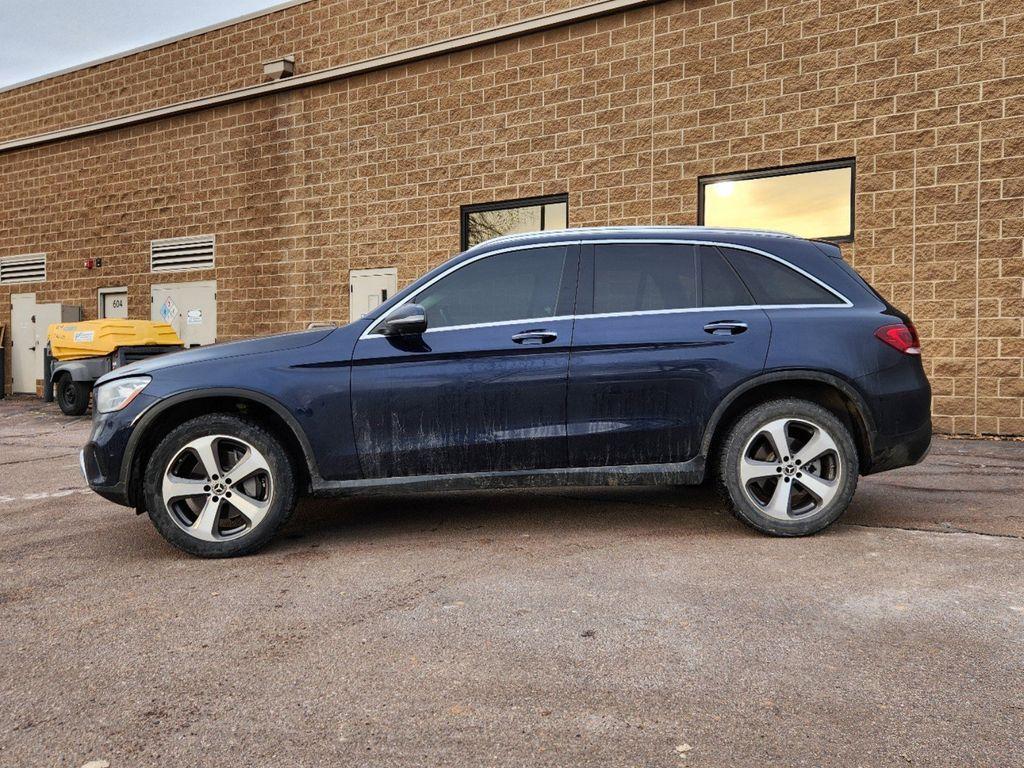 used 2022 Mercedes-Benz GLC 300 car, priced at $33,987