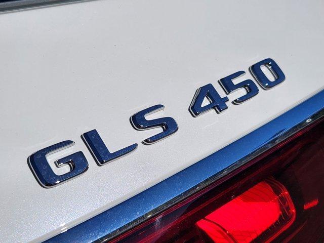 new 2025 Mercedes-Benz GLS 450 car