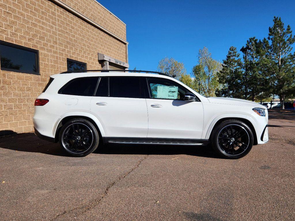 new 2025 Mercedes-Benz GLS 450 car, priced at $103,345