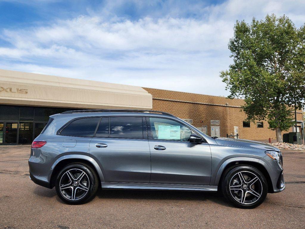 new 2025 Mercedes-Benz GLS 450 car, priced at $95,930