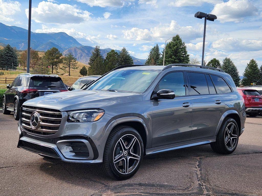 new 2025 Mercedes-Benz GLS 450 car, priced at $95,930