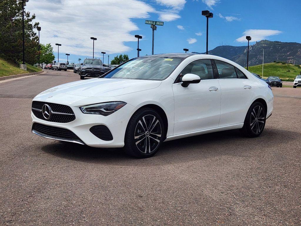 new 2025 Mercedes-Benz CLA 250 car