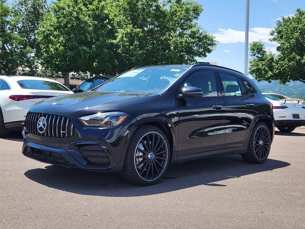 new 2025 Mercedes-Benz AMG GLA 35 car