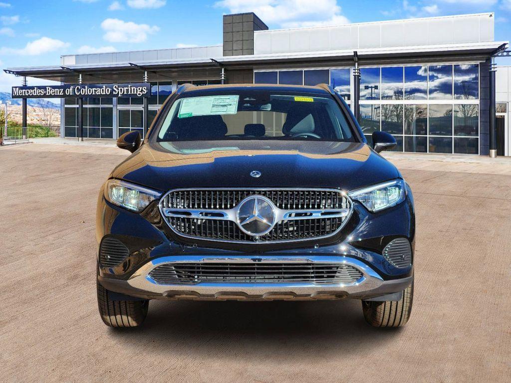 new 2025 Mercedes-Benz GLC 350e car, priced at $61,400