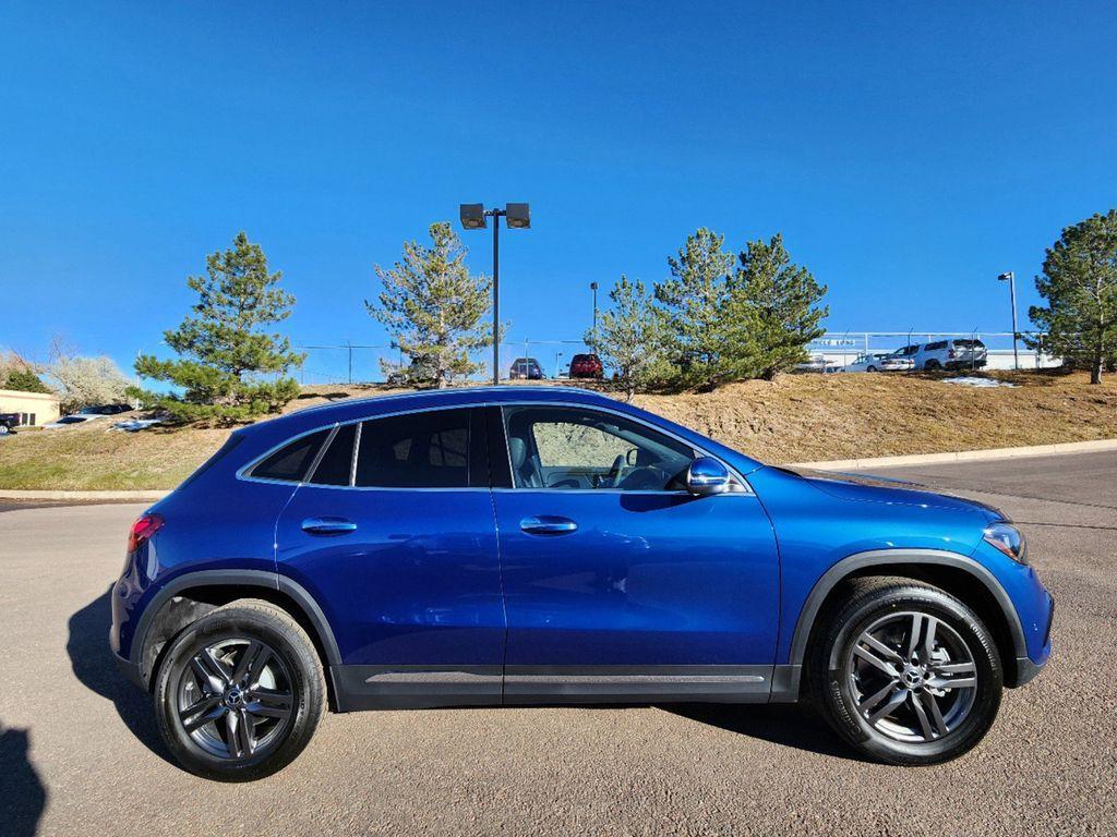 new 2025 Mercedes-Benz GLA 250 car