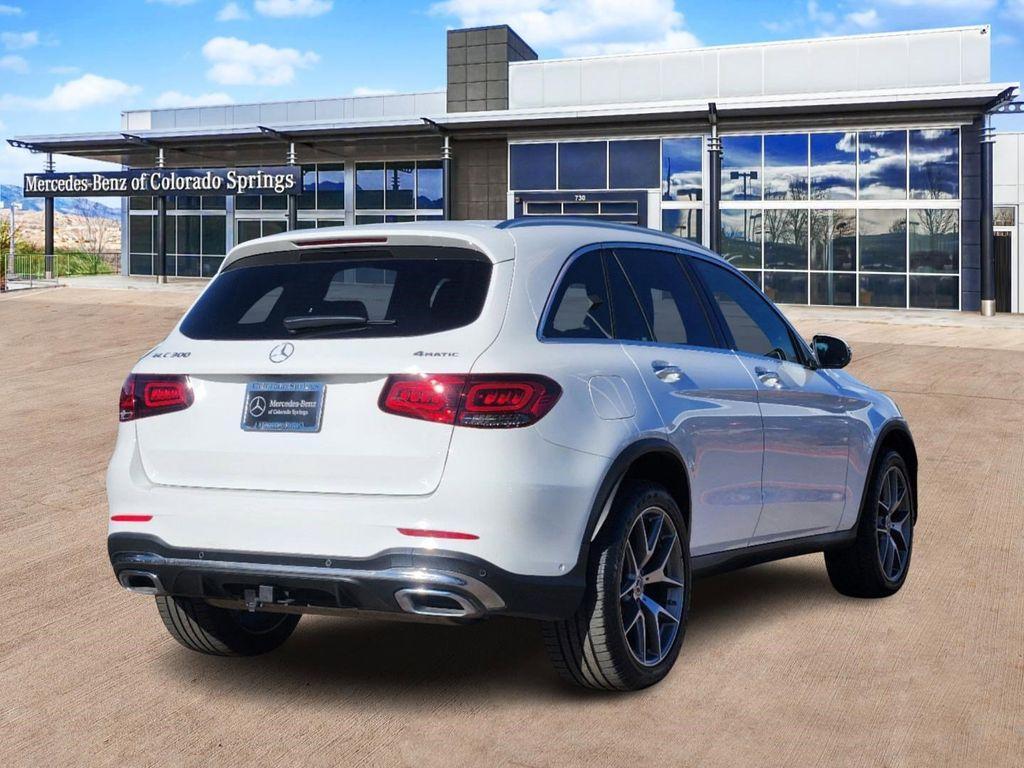 used 2022 Mercedes-Benz GLC 300 car