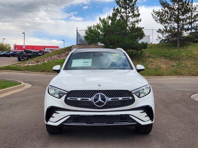 new 2025 Mercedes-Benz GLC 300 car