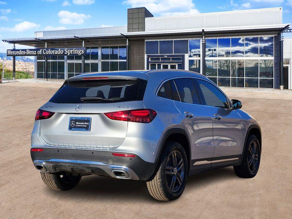 new 2025 Mercedes-Benz GLA 250 car, priced at $53,690