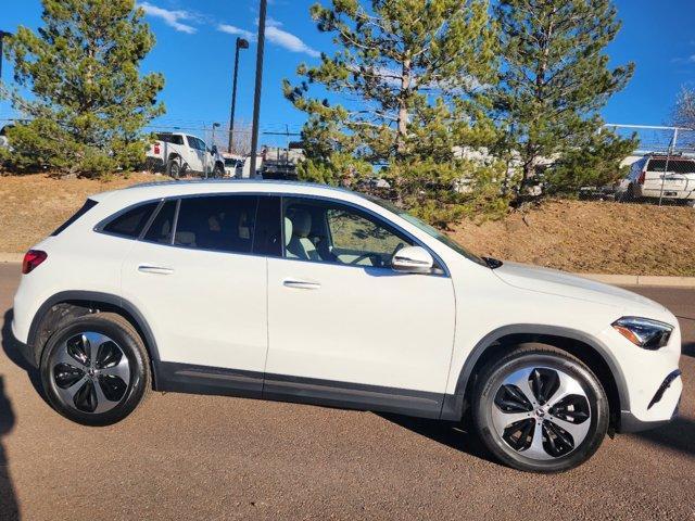 new 2025 Mercedes-Benz GLA 250 car