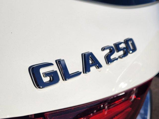 new 2025 Mercedes-Benz GLA 250 car