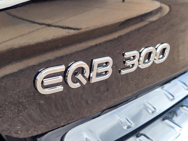 new 2024 Mercedes-Benz EQB 300 car