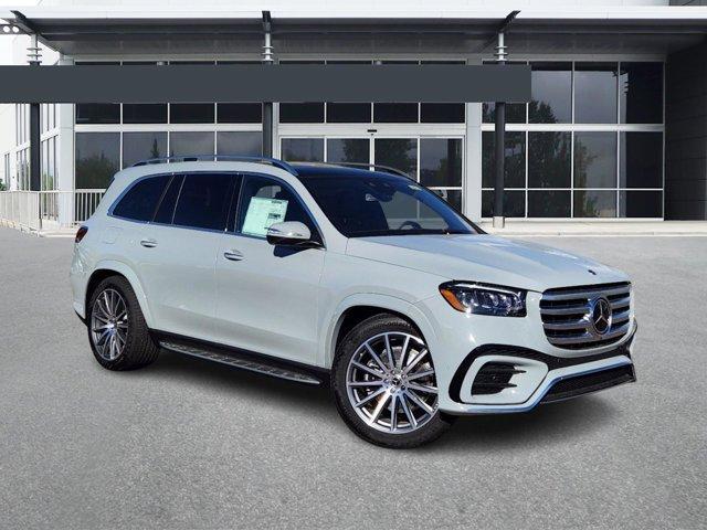 new 2025 Mercedes-Benz GLS 450 car