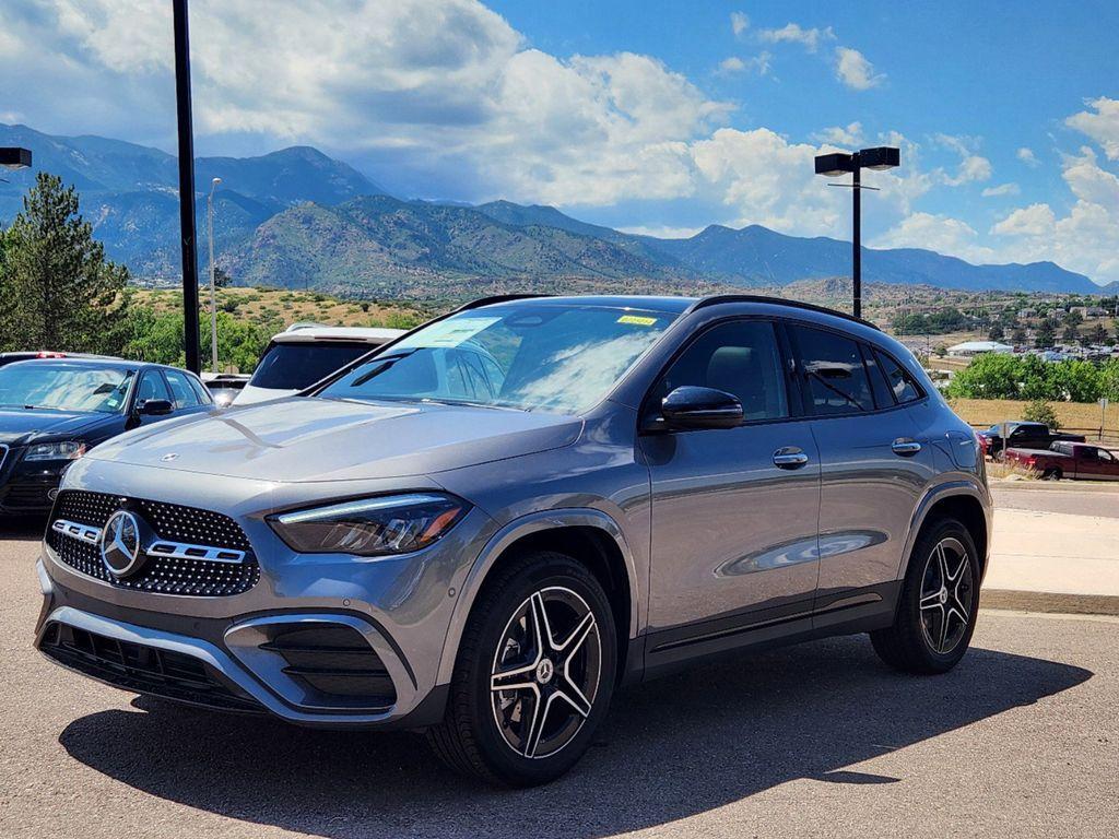 new 2025 Mercedes-Benz GLA 250 car, priced at $52,650