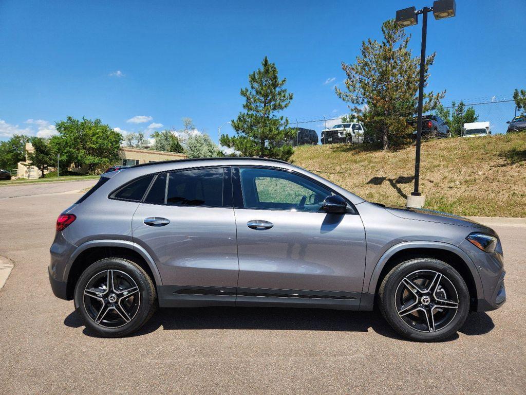 new 2025 Mercedes-Benz GLA 250 car, priced at $52,650