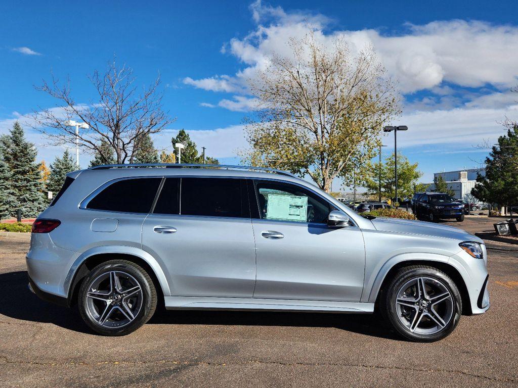 new 2025 Mercedes-Benz GLS 450 car, priced at $101,635