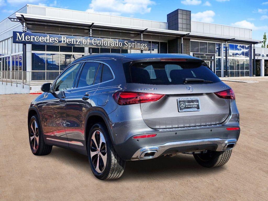 new 2025 Mercedes-Benz GLA 250 car, priced at $54,290