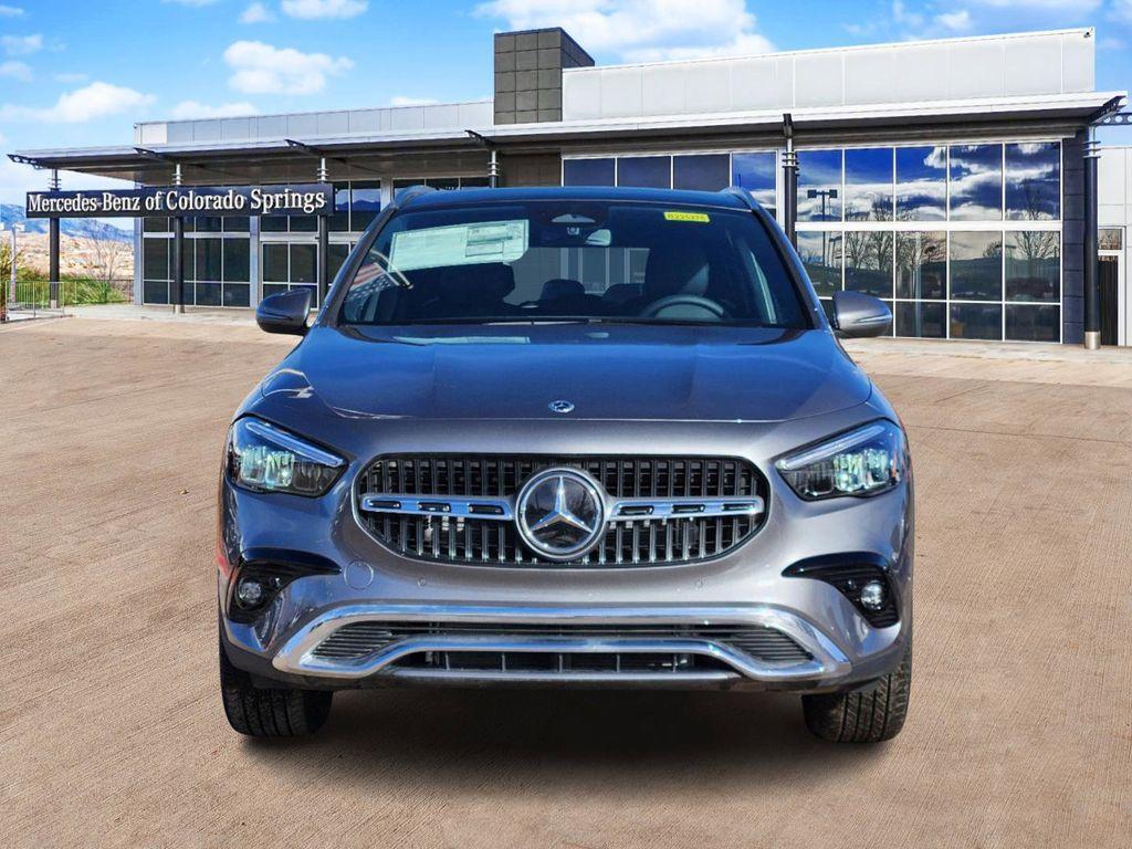 new 2025 Mercedes-Benz GLA 250 car, priced at $54,290