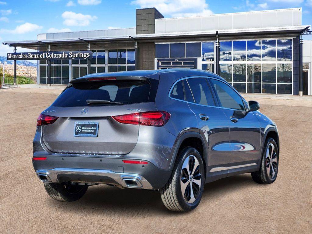 new 2025 Mercedes-Benz GLA 250 car, priced at $54,290