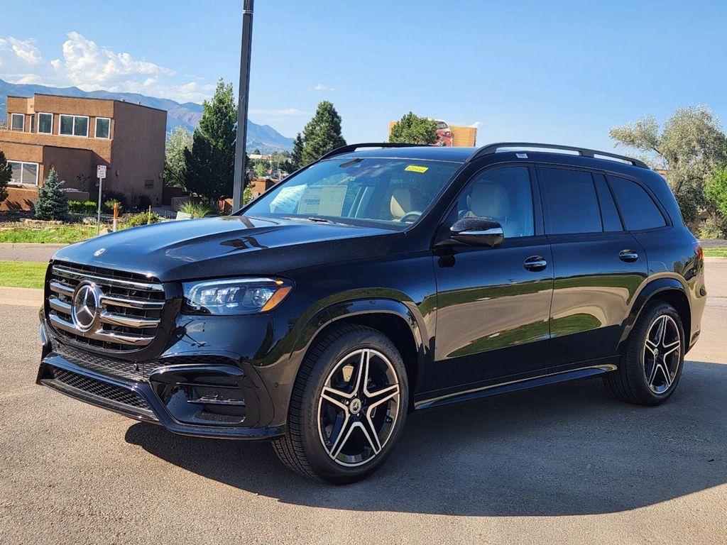 new 2025 Mercedes-Benz GLS 450 car, priced at $97,050