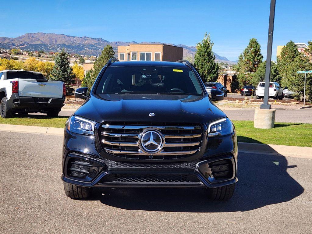 new 2025 Mercedes-Benz GLS 580 car, priced at $117,365