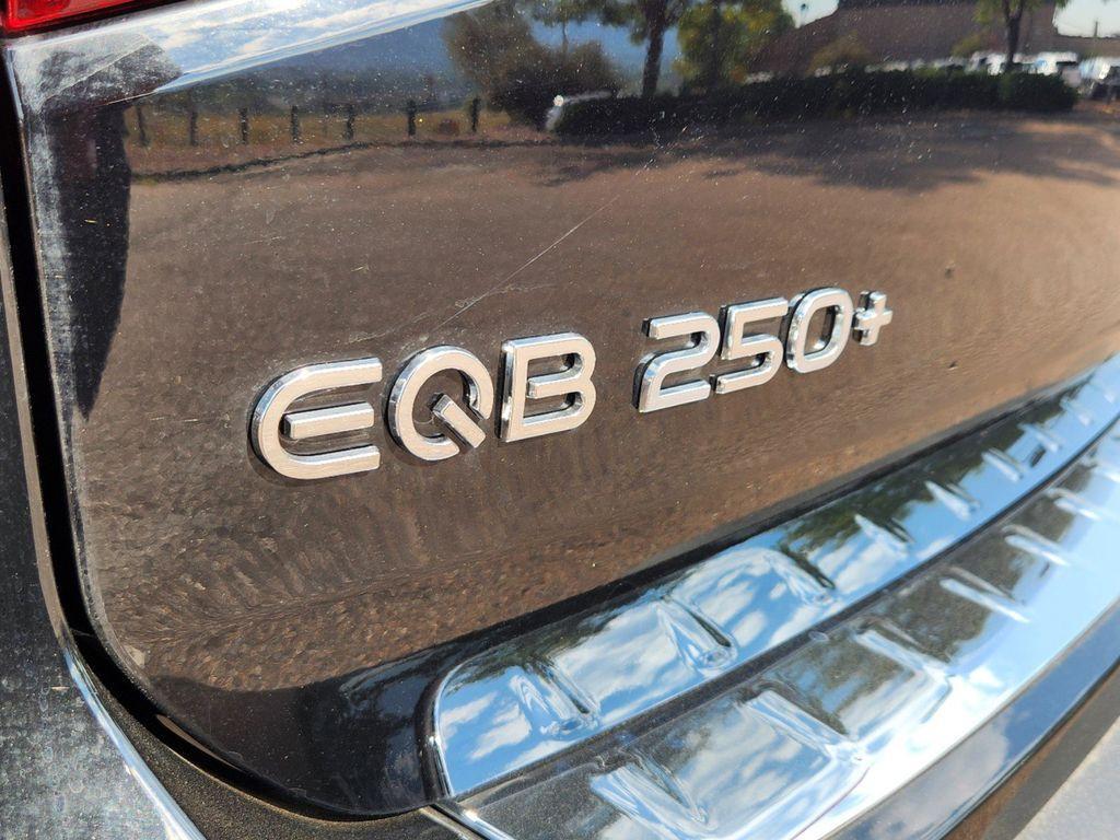 new 2024 Mercedes-Benz EQB 250 car