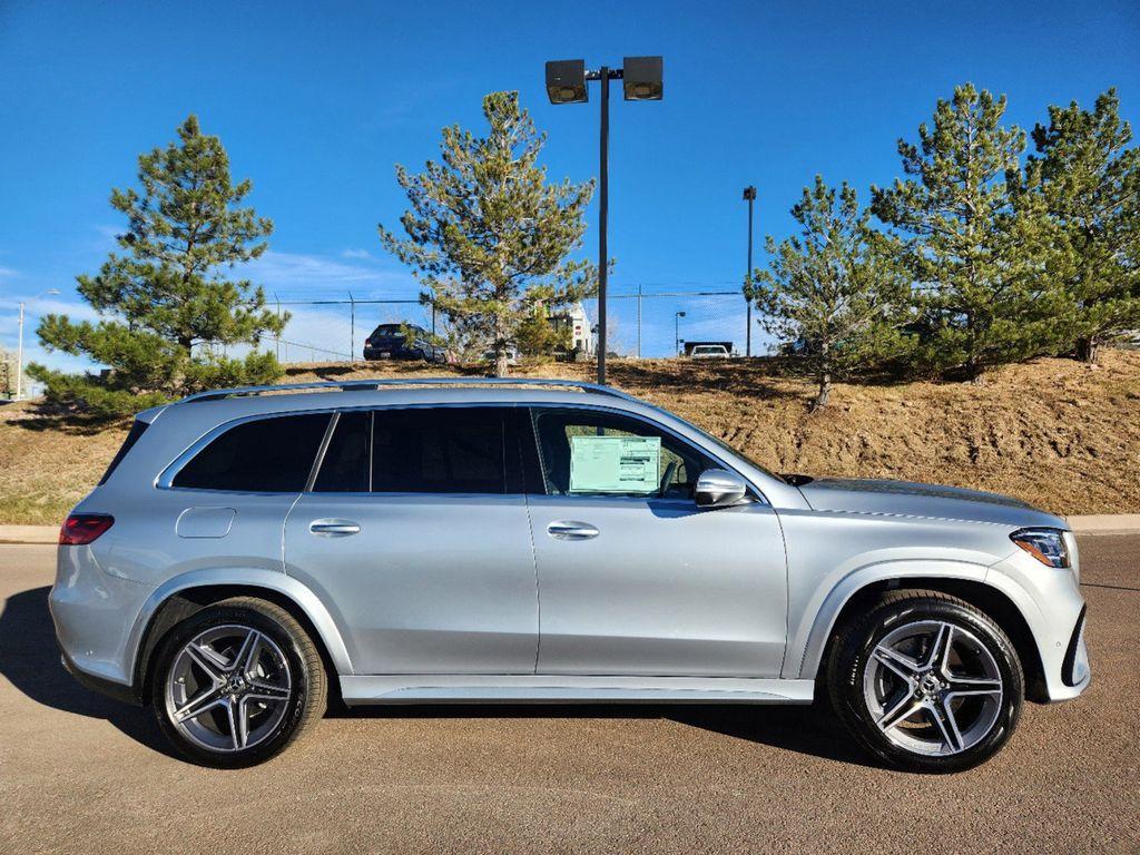 new 2025 Mercedes-Benz GLS 450 car, priced at $95,365