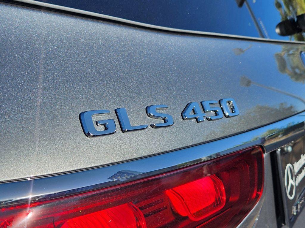 new 2025 Mercedes-Benz GLS 450 car, priced at $100,115