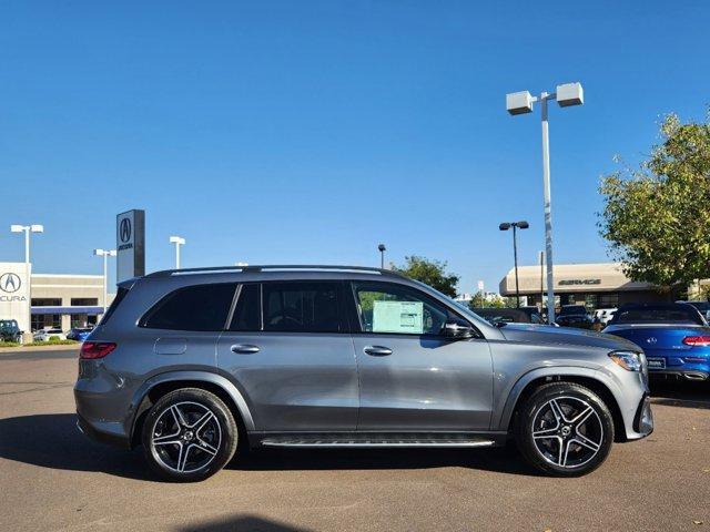 new 2025 Mercedes-Benz GLS 450 car