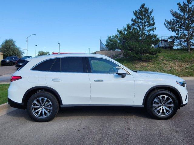 new 2025 Mercedes-Benz GLC 300 car