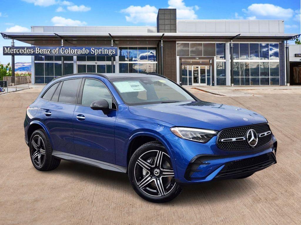 new 2025 Mercedes-Benz GLC 300 car, priced at $62,220