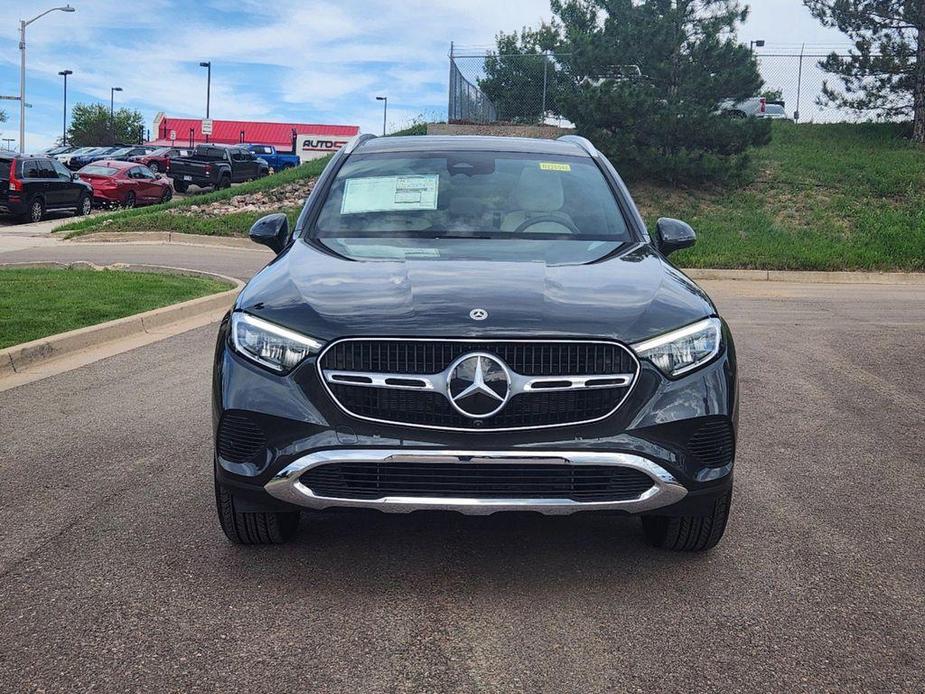 new 2025 Mercedes-Benz GLC 300 car