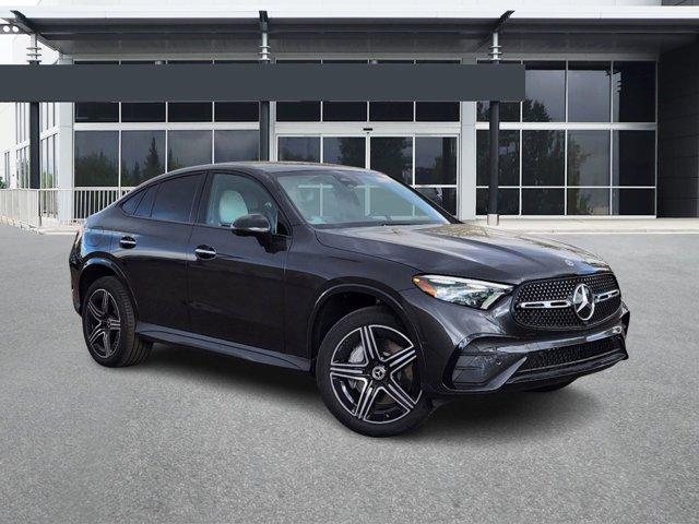 new 2024 Mercedes-Benz GLC 300 car