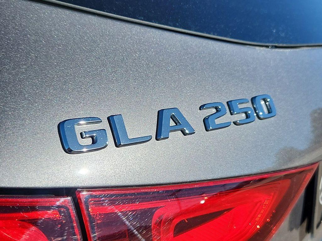 new 2023 Mercedes-Benz GLA 250 car, priced at $36,900