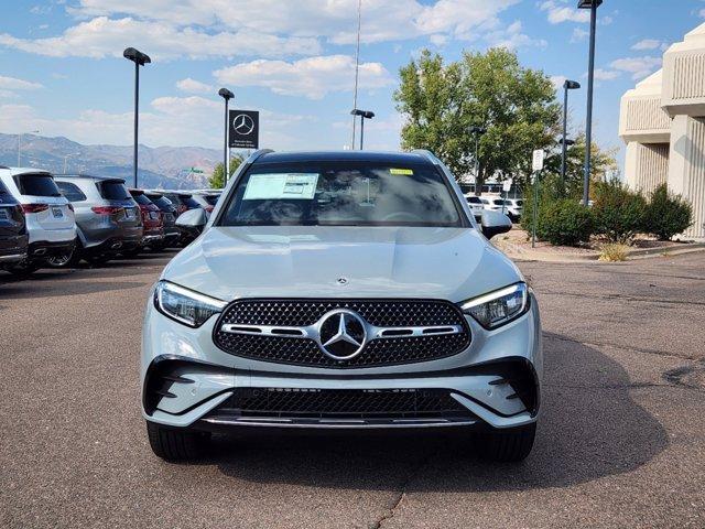 new 2025 Mercedes-Benz GLC 300 car