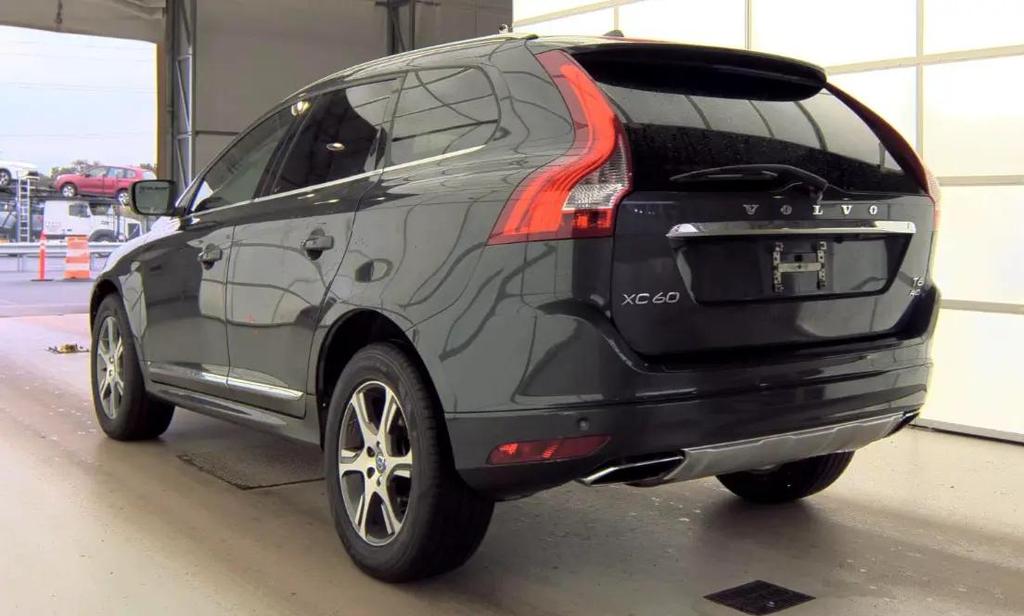 used 2015 Volvo XC60 car, priced at $13,500