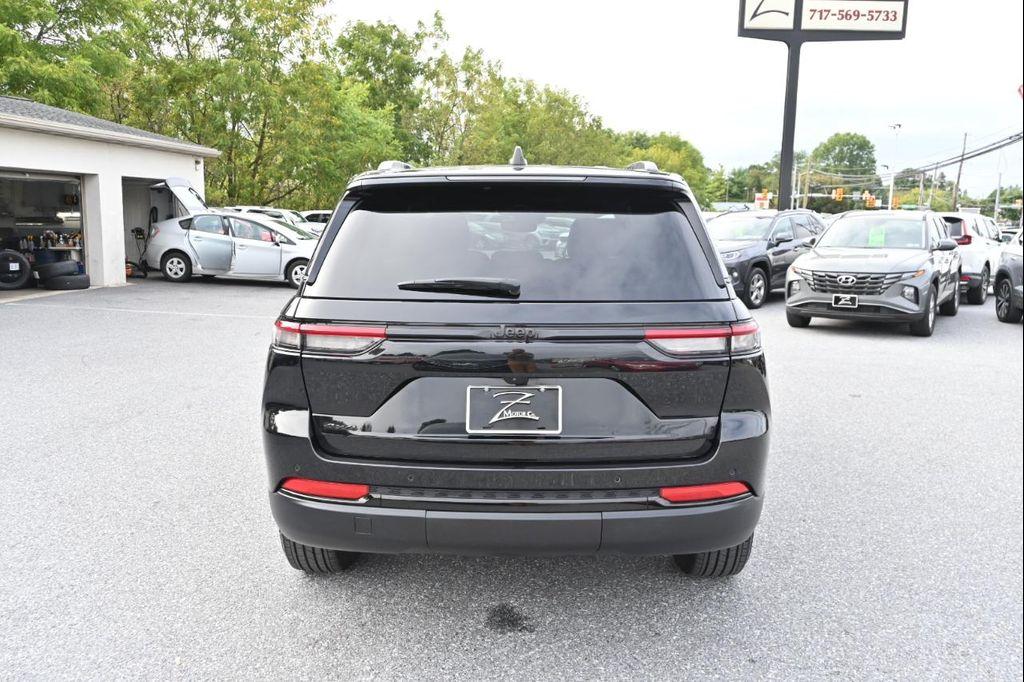 used 2024 Jeep Grand Cherokee car, priced at $30,950