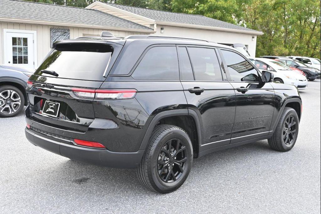 used 2024 Jeep Grand Cherokee car, priced at $30,950